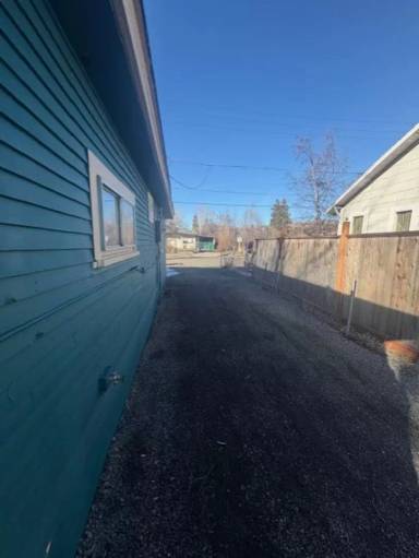 Main picture of 1644 Manzanita St