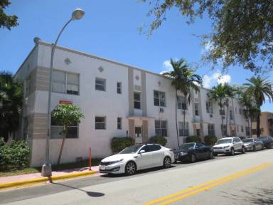 Main picture of 1006 8th St