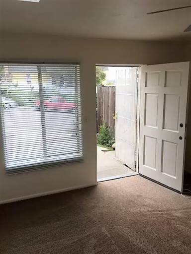 Main picture of 2072 1/2 Diamond St