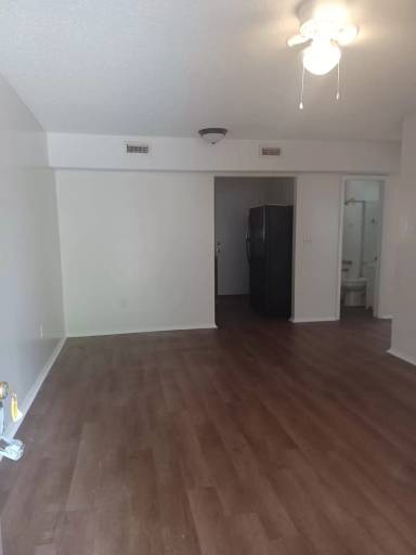 Main picture of 824 Charles C Frasier Blvd
