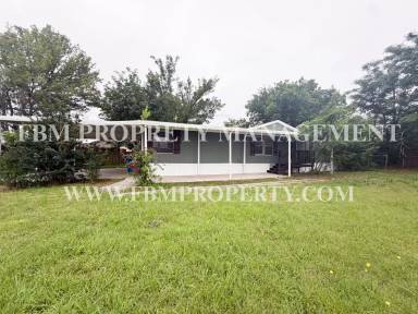 Main picture of 402 E College Ave