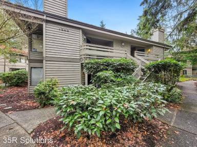 Main picture of 1392 Bellevue Way NE