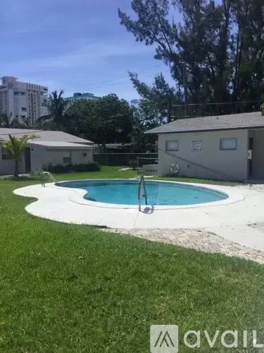 Main picture of 741 Hibiscus Ave