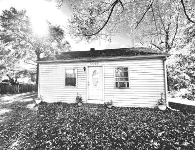 Main picture of 17503 Aquasco Rd