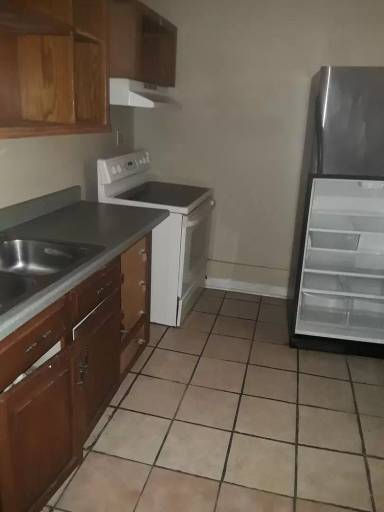 Main picture of 109 N Askew Ave