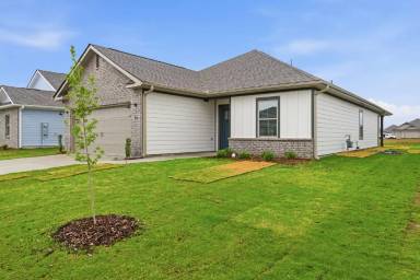 Main picture of 304 Allene Way