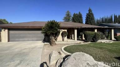 Main picture of 1460 N Lotas Way