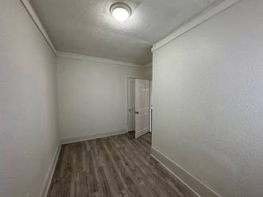 Main picture of 3221 N 20th St