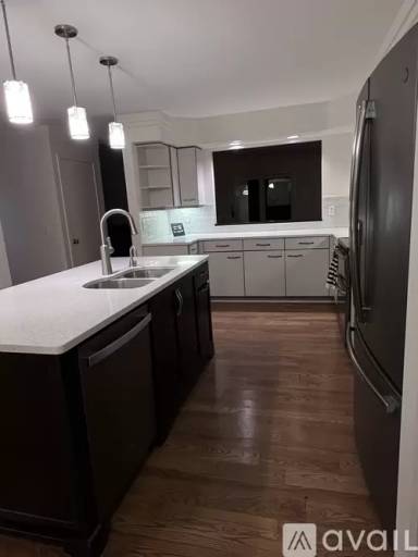 Main picture of 5432 Golden Oak Ln