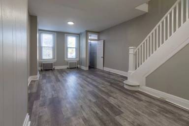 Main picture of 424 Beckett St