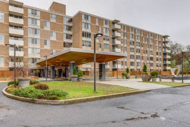 Main picture of Van Ness East Condominium