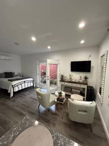 Main picture of 8324 Ramsgate Ave