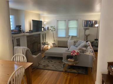 Main picture of 5559 Pocusset St