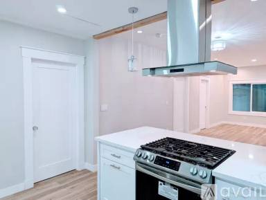 Main picture of 2930 Partridge Ave