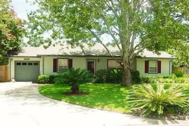 Main picture of 10485 Epson Ln