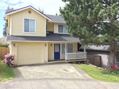 Main picture of 2076 Ponderosa Ct