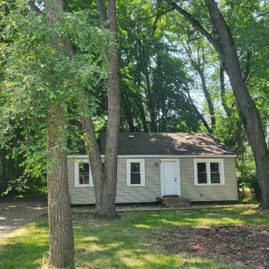 Main picture of 2176 Laurel Dr