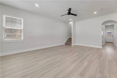 Main picture of 537 Baby Bear Dr