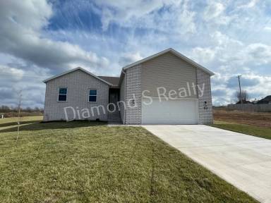 Main picture of 2122 N 26th St