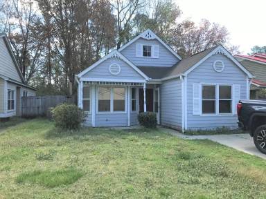 Main picture of 112 Basswood Ct