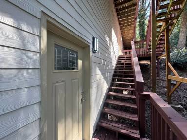 Main picture of 10 Sandalwood Cir