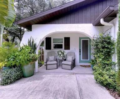 Main picture of 3001 W Binnicker Ave