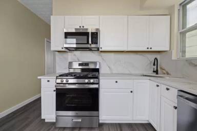 Main picture of 292 Claremont Ave