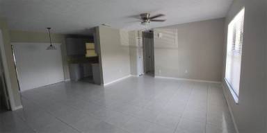 Main picture of 2173 SE Gaslight St