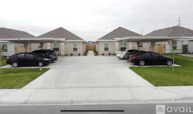 Main picture of 5103 N Winona Dr