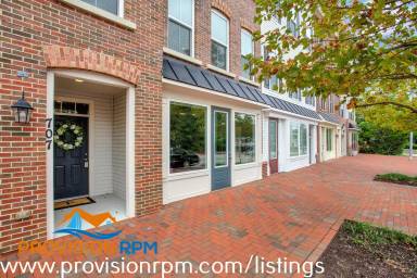 Main picture of 707 Skippers Ln