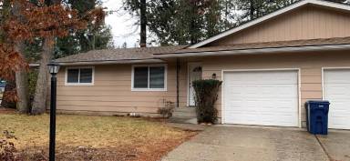 Main picture of 5225 N Pinegrove Ct