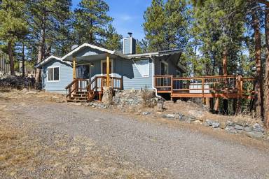 Main picture of 77 Catamount Ln