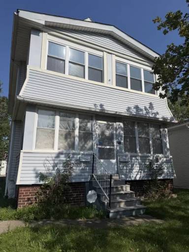 Main picture of 701 E 157th St