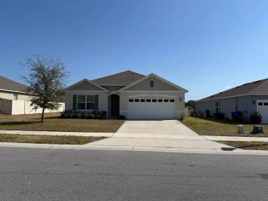 Main picture of 1792 Henin Cir