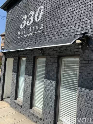 Main picture of 330 Adams St
