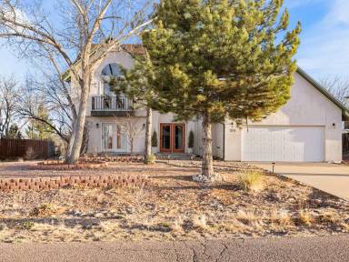 Main picture of 275 W Baldwyn Dr