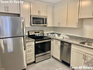 Main picture of 25 Whites Ave