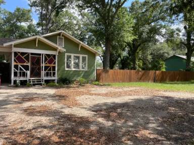 Main picture of 728 W Northern Ave