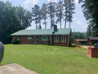 Main picture of 545 Rocky Ford Rd