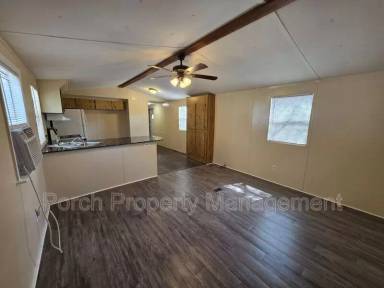 Main picture of 7318 Hayward Ave