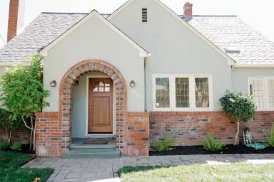Main picture of 1601 47th St