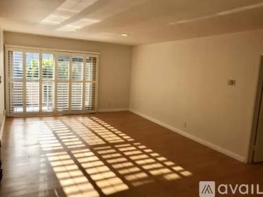 Main picture of 6251 Coldwater Canyon Ave