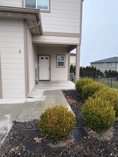 Main picture of 213 N 76th Ave