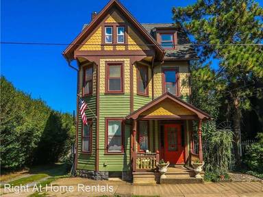 Main picture of 217 Porter St