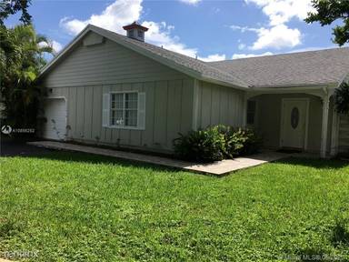 Main picture of 15012 SW 139th Pl