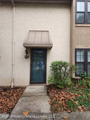 Main picture of 6201 Stornoway Dr N