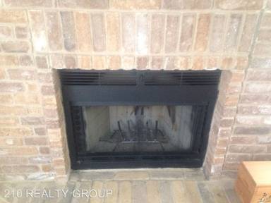 Main picture of 13702 Winding Hl