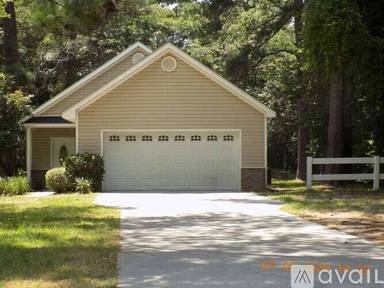 Main picture of 519 N Cromley Rd