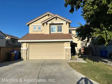 Main picture of 224 Whispering Oaks Ct