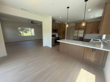 Main picture of 845 Renfro Way